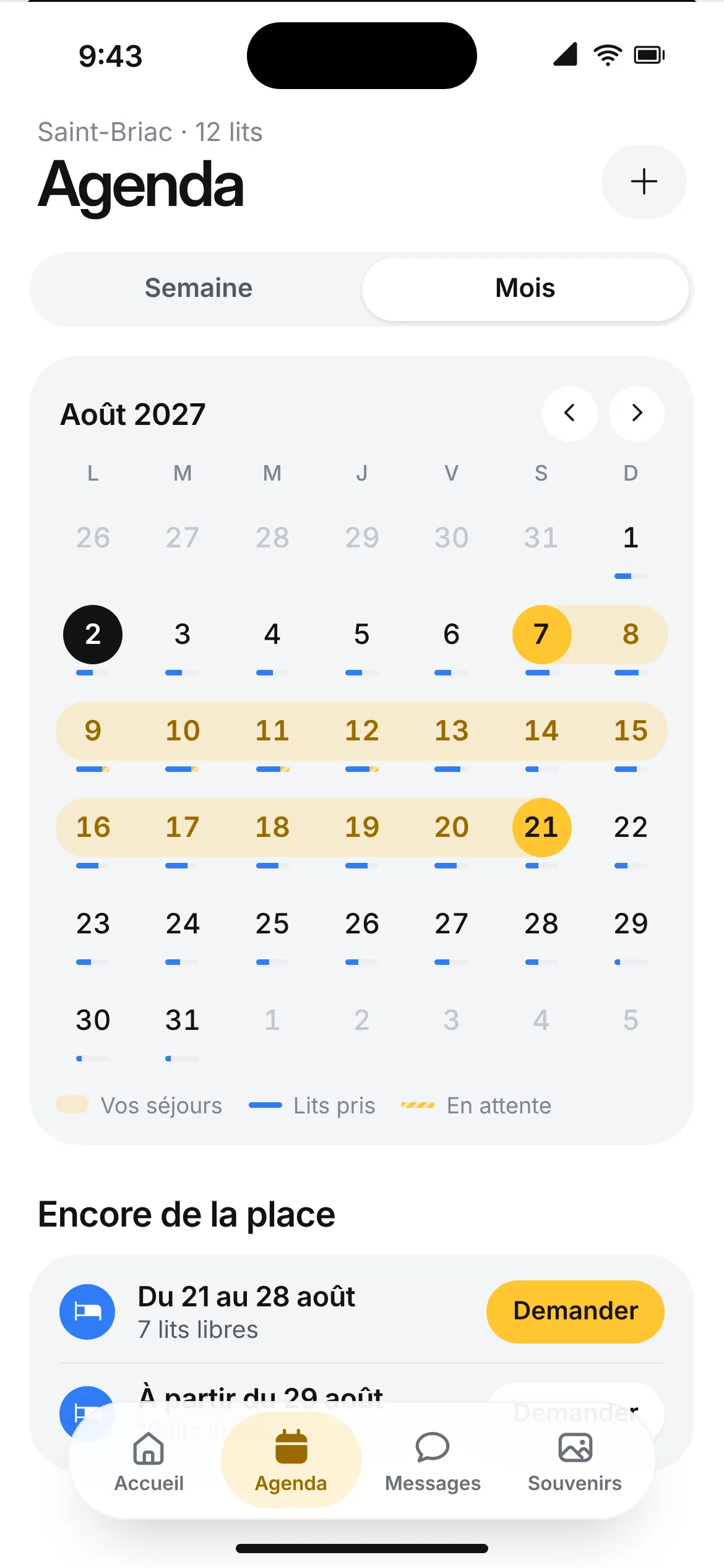 Agenda du mois avec les séjours de chacun