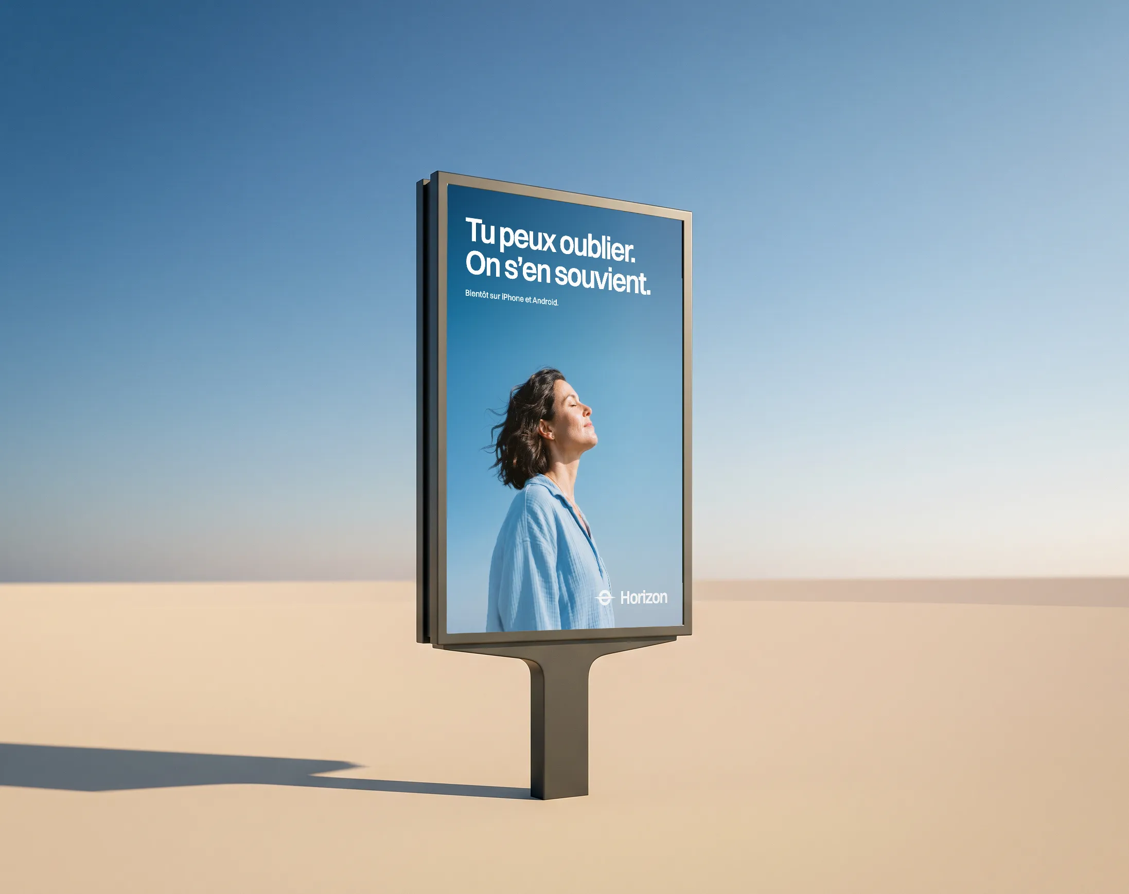 L'affiche de lancement sur un panneau, seul sur une ligne d'horizon